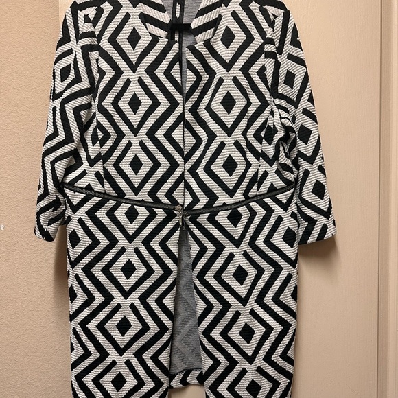 Chico's Black and White Geometric Dress - Picture 3 of 8